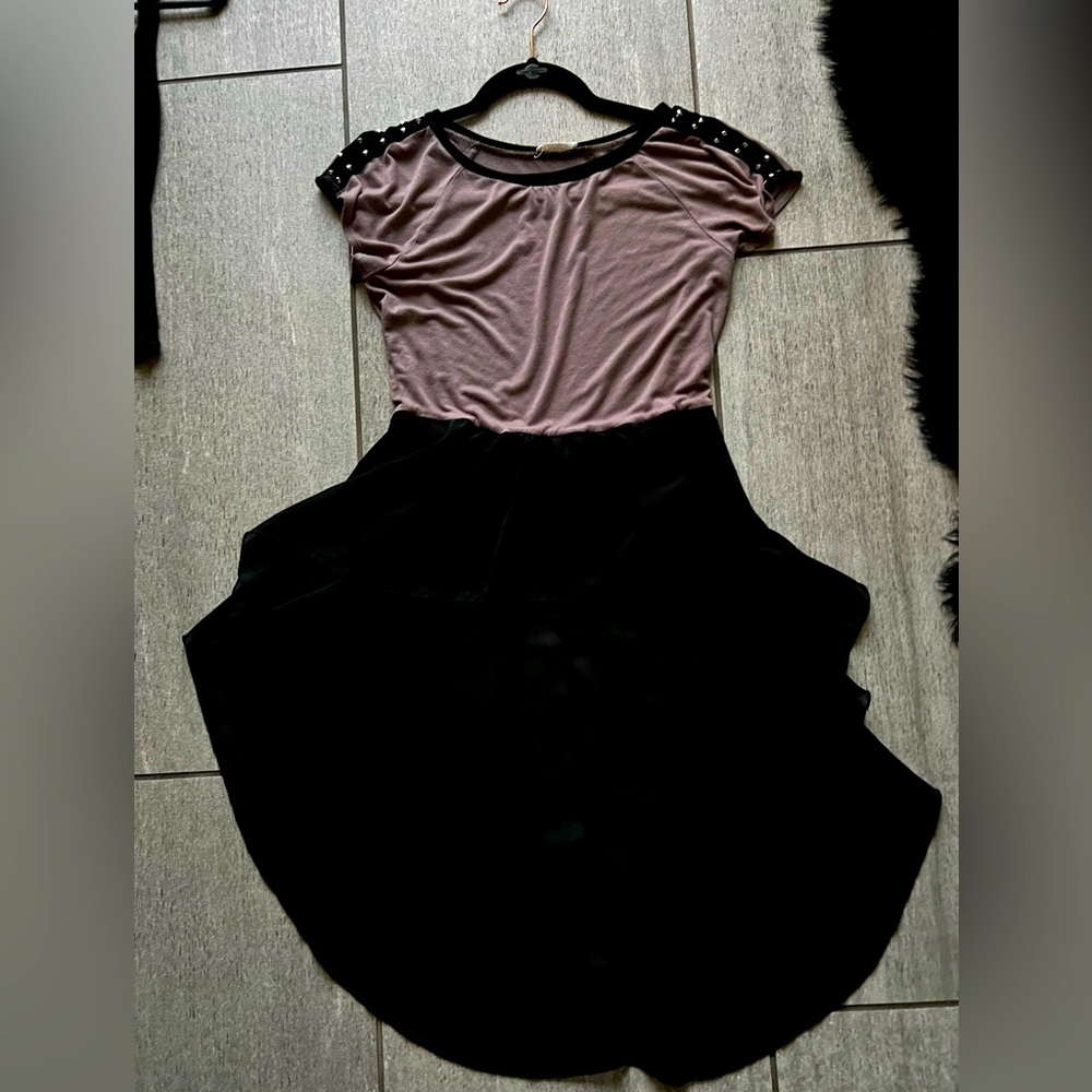 High low studded crop tee top